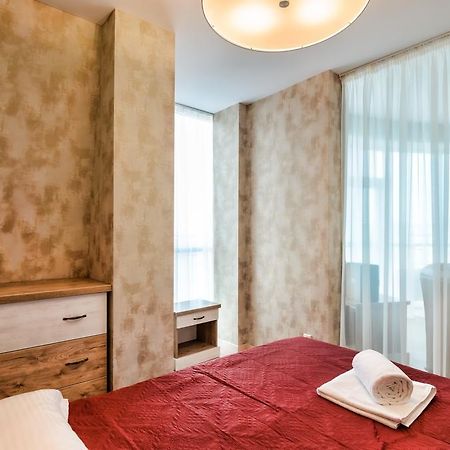 Leogrand Apartments Z Panoramoyu Lvova Kültér fotó
