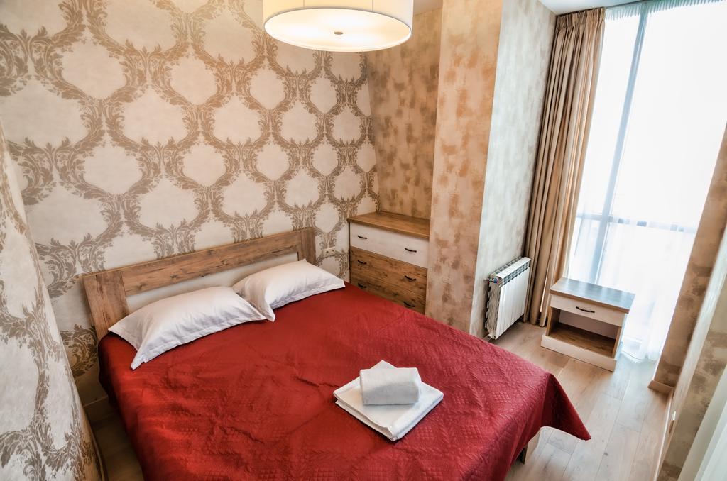 Leogrand Apartments Z Panoramoyu Lvova Kültér fotó